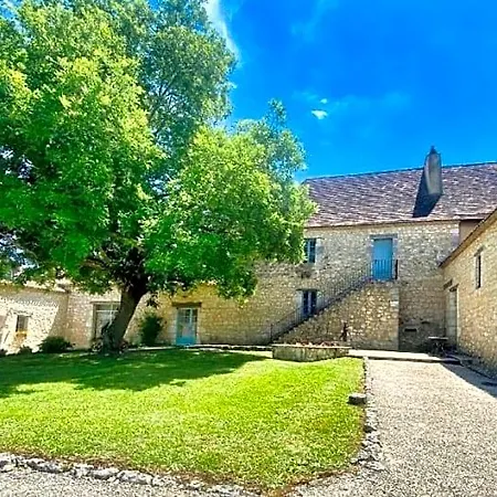 D'hôte La Source Domaine De Fonpeyroune Alojamento de Acomodação e Pequeno-almoço *